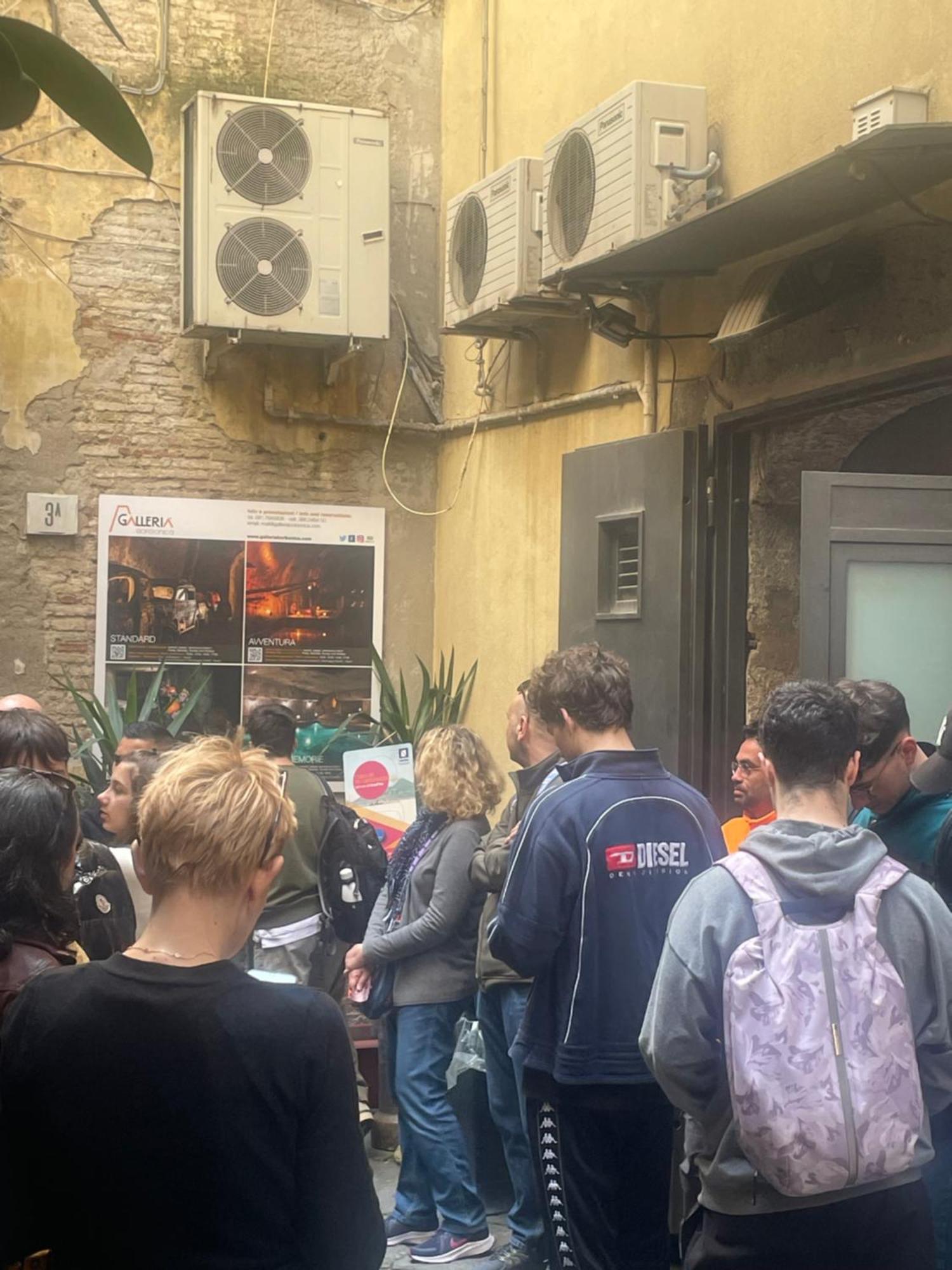 Casetta Piazza Plebiscito Наполи Екстериор снимка